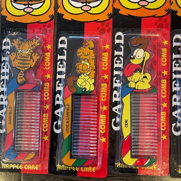 8 Rare Happee Care Combs - Garfield - Picture 5 of 5
